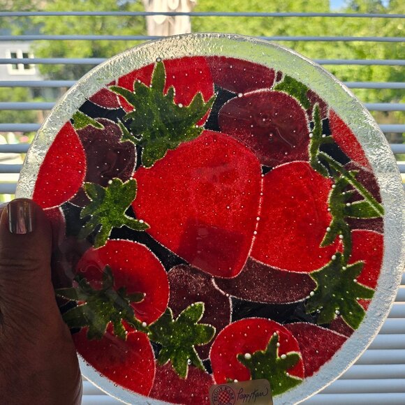 Peggy Karr 8" Strawberry Plate SWO8P Fused Art Glass Plate In Box Signed P KARR - Picture 11 of 11
